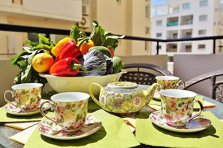 Makenzy Apartment Larnaca